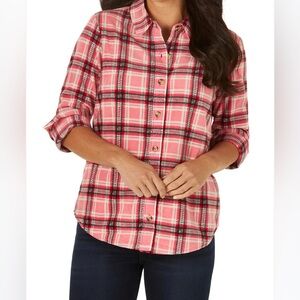 LEE Pink Plaid Women’s Button Down Shacket type Shirt with pockets size LARGE
